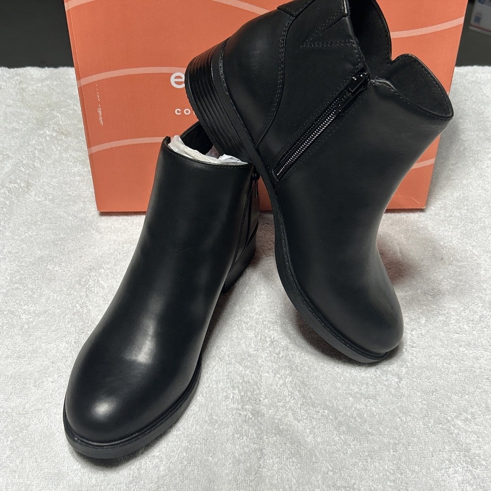 Easy Spirit Women's Black Lorand3 Block Heel Booties 8.5M Brand New In Box
